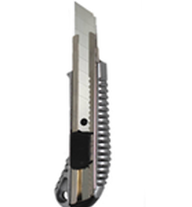 CUCHILLA 9MM